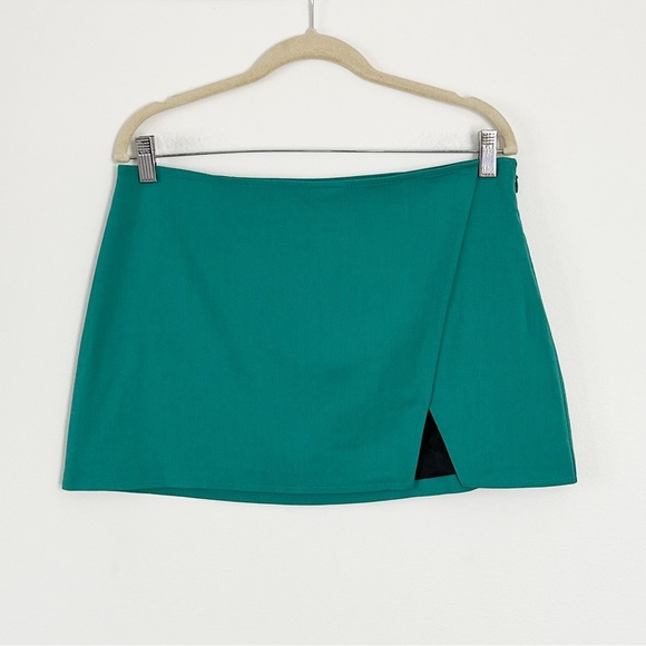 A.L.C. Rylee Crepe Mini Skirt Jade Size 6 NWT - Picture 8 of 10